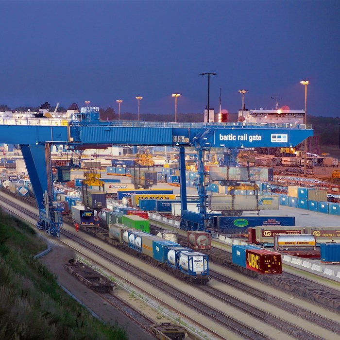 Pohony velkých výkonů pro nákladní přístavy